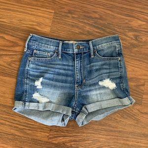 High rise Hollister shorts